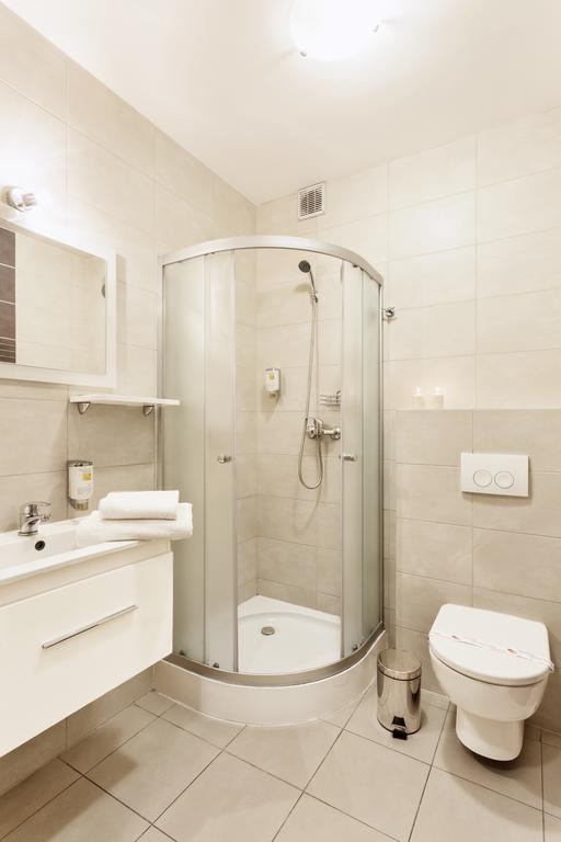Hotel Modrzewiowy Dwor Gliwice Eksteriør billede