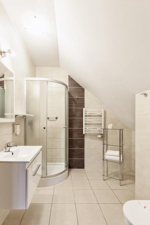 Hotel Modrzewiowy Dwor Gliwice Eksteriør billede